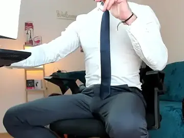 Stripchat Free Porn Cam of marioslim