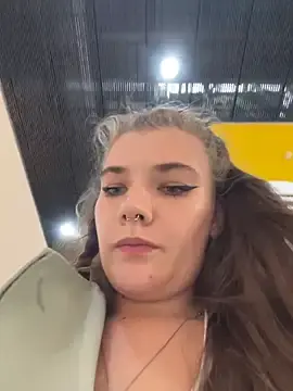 Stripchat Watch Live Sex Cams of Holy_Tereza