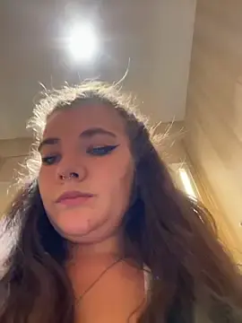 Stripchat Watch Live Sex Cams of Holy_Tereza