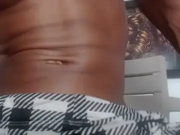 Stripchat Private Sex Chat of drake_brwon_23