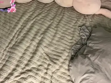 Stripchat Watch Live Sex Cams of MadalynNosel