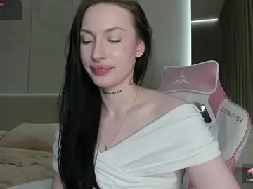 Stripchat Sex Cam of JenniferQueen11