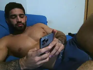 Stripchat Free Porn Cam of macho_fit