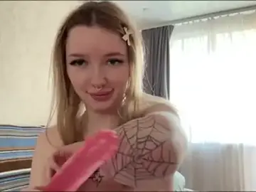 Stripchat Free Live Porn of Elinthegreat