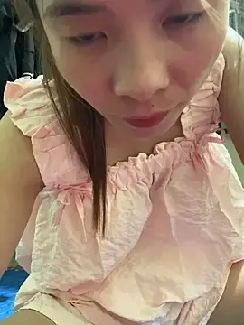 Stripchat Free Live Porn of bi_kute9x