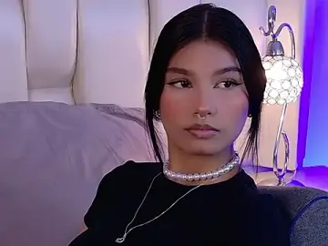 Stripchat Sex Cam of Mimi_Nyx