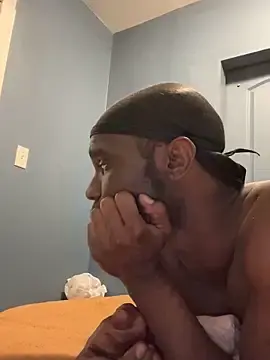 Stripchat Live Sex Cam of Bigdickbandit205