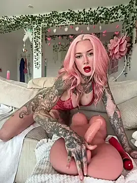 Stripchat Nude Webcam of Stella-Kink