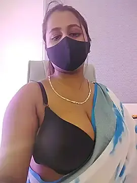 Stripchat Sex Cam of LoveLy-Soneya