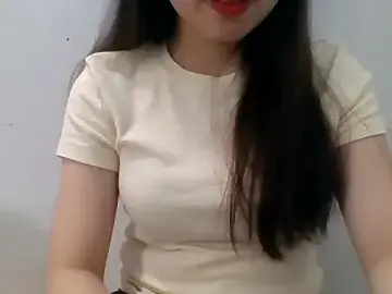 Stripchat Watch Live Sex Cams of kiraa-007