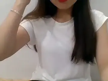 Stripchat Watch Live Sex Cams of kiraa-007