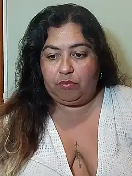 Stripchat Live Sex Cam of Curvy-Diva-