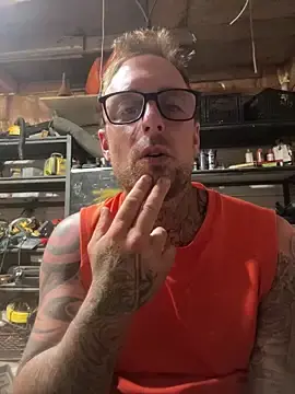 Stripchat Sex Chat of WIDBIGWHITECOCK