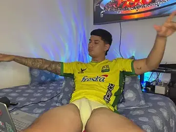 Stripchat Live Sex of SexxxySquirterStev777