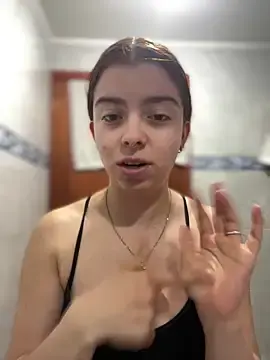 Stripchat Nude Webcam of Cloew_Marz