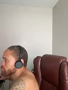 Stripchat Free Porn Cam of Fathero1time