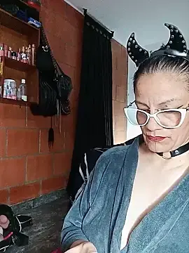 Stripchat Nude Webcam of Taylor-hardcore