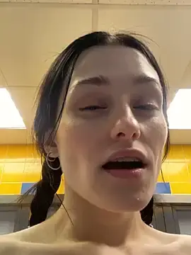 Stripchat Free Live Porn of Mia_Mia_M