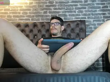 Stripchat Adult Video Chat of damian_bull