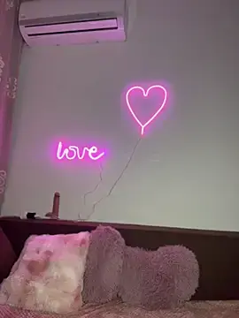 Stripchat Sex Cam of Sabrinedivinee