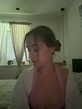 Stripchat Best live sex cam show of LillyStarr