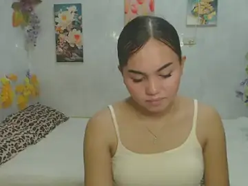 Stripchat Sex Cam of ur_asiankat