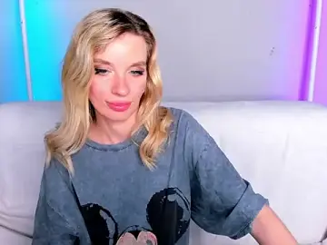Stripchat Sex Chat of AlinaLovelyX