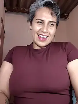Stripchat Live Sex of Yessi_rousse