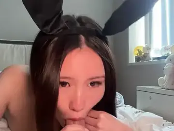 Stripchat Best Webcam of luvvivii