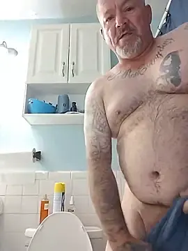 Stripchat Live Porn of bigdoog8