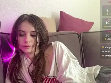Stripchat Watch Live Sex Cams of evvaavve
