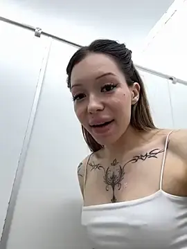 Stripchat Sex Cam of babydolll