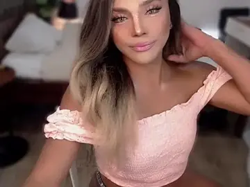 Stripchat Free Porn Cam of liaa_lurrecams
