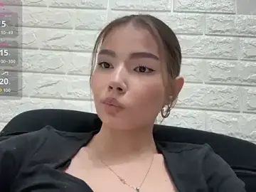 Stripchat Live Sex of MarylnMonnier