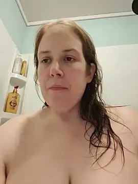Stripchat Free Live Porn of 023thickandjuicy07