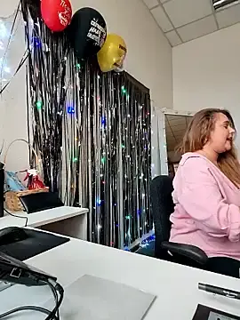 Stripchat Live Sex Cam of Juicy_PeachLux