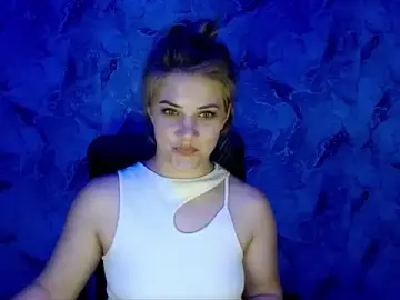 Stripchat Free Porn Cam of nika_gold1
