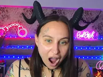 Stripchat Live Porn of Cool_Freak_