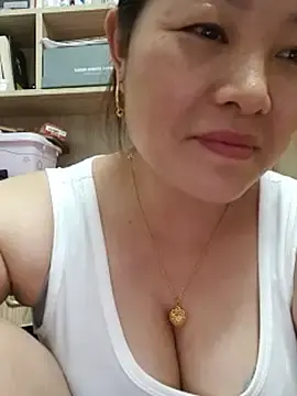 Stripchat Watch Live Sex Cams of Jennie_dogy