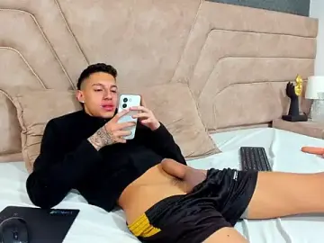 Stripchat Sex Cam of thiago19s