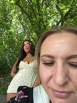 Stripchat Watch Live Sex Cams of RuslanaXX