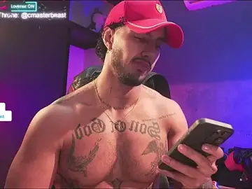 Stripchat Live Sex Cam of JACOB_MARTINS