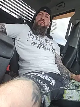 Stripchat Nude Webcam of Beardedtattood