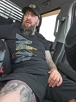 Stripchat Live Porn of Beardedtattood