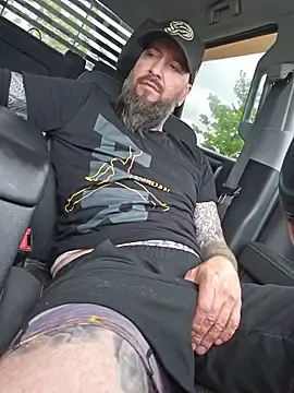 Stripchat Watch Live Sex Cams of Beardedtattood