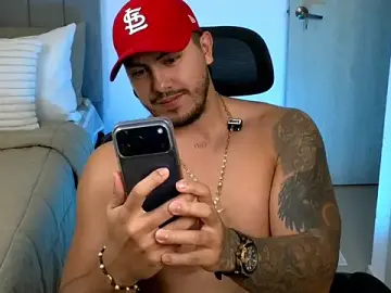 Stripchat Private Sex Chat of owen-pierces