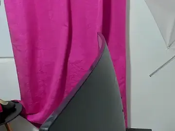 Stripchat Free Porn Cam of Hanna_long