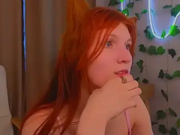 Stripchat Live Sex Cam of 11itt1efox