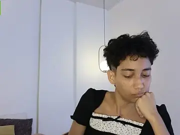 Stripchat Free Live Porn of hot_little_bunny