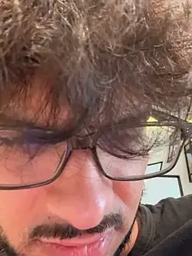 Stripchat Sex Cam of Gipsyboysteve